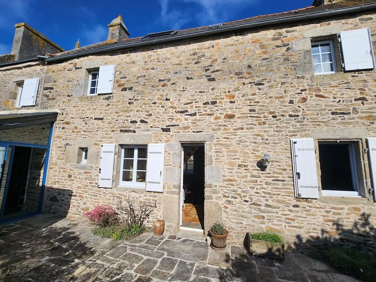 Authentique Maison De Caractere A Ploumoguer 0*,